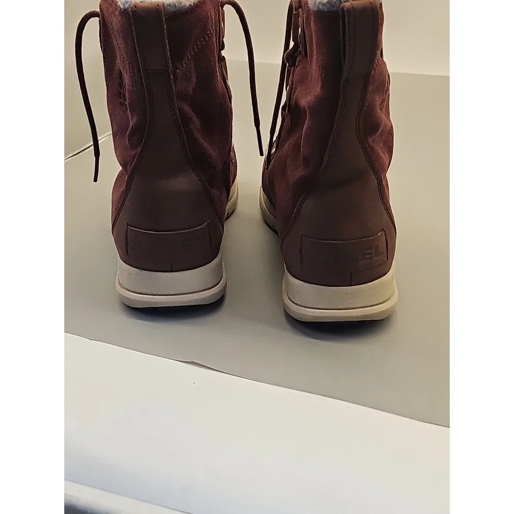 Sorel‎ Women's Explorer Joan Boots Size 11 Mauve Gray Fleece Leather Suede Lace